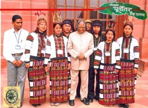 Artists from North East (Mizoram) with Dr. APJ Abdul Kalam at Rashtrapati Bhavan