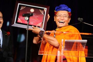 His Holiness the Gyalwang Drukpa was presented by the United Nations with an award in light of worldwide Live to Love activities