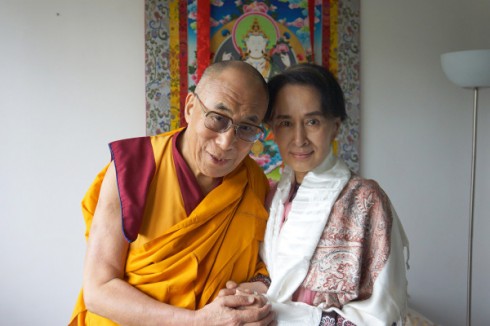 Nobel Peace Laureates HHDL and Aung San Suu Kyi during their meeting in Prague